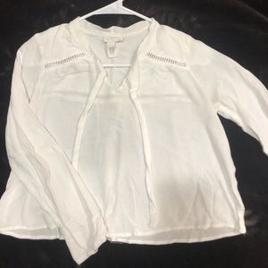 White chic long sleeve blouse